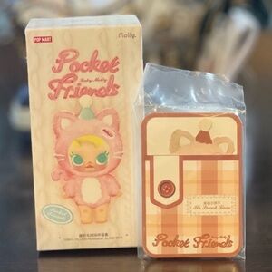 Baby Molly Pocket Friends Vinyl Figure